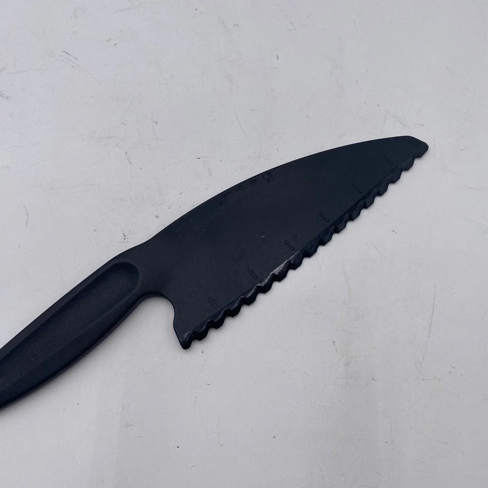 Pampered Chef Nylon Knife Brownie Cake Cutter Black Heat Resistant Nonstick Safe